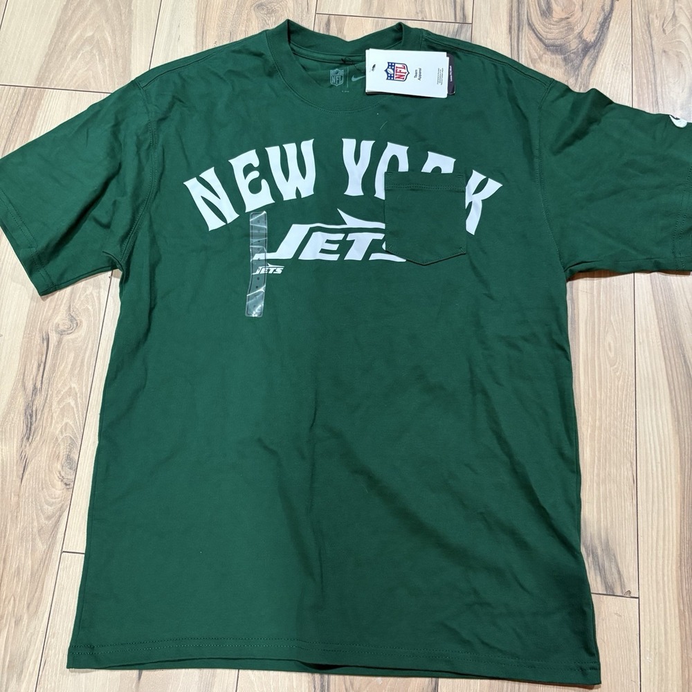 Nike NFL New York Jets Mens Small Green Pocket Graphic T-Shirt NWT Loose Fit